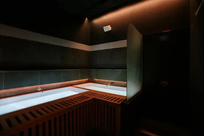 Elahni in New York, NY