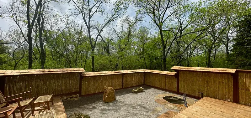 Jalu Bathhouse in Lawrence, KS