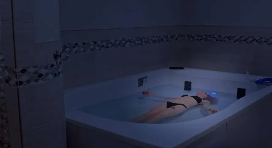 Cloud 9 Float + Spa in Folsom, CA