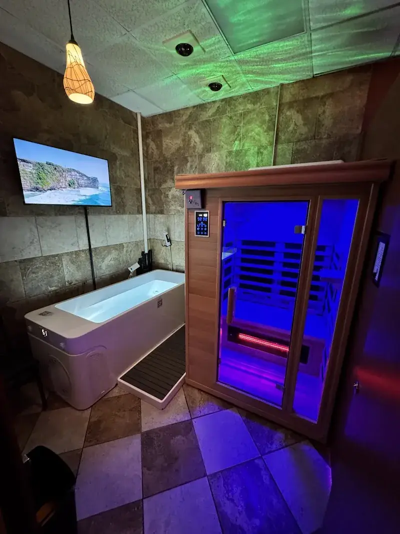 Exotic Tans & Red Light Sauna Spa in Warwick, RI