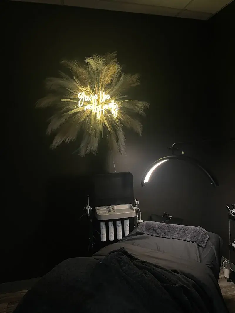 Gold Ivy Wellness | Women's Wellness & Aesthetics in Middlebury, CT