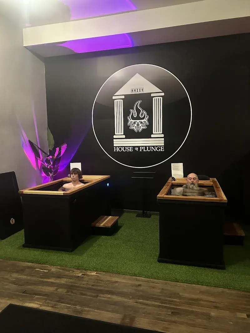 House Of Plunge in Benton Harbor, MI