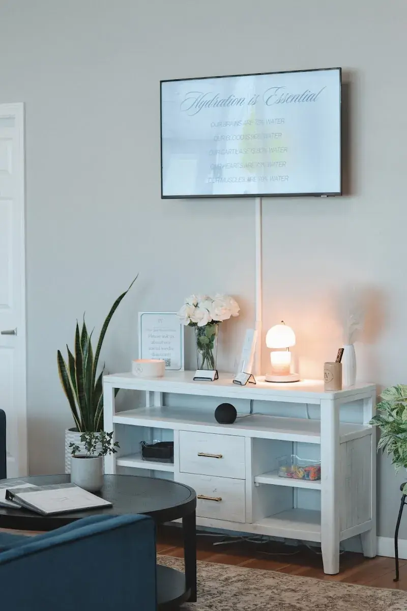 IV HydraLounge in Waterville, ME