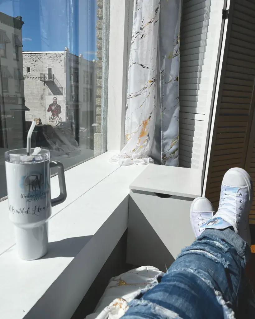 R&N Wellness Lounge in Bangor, ME