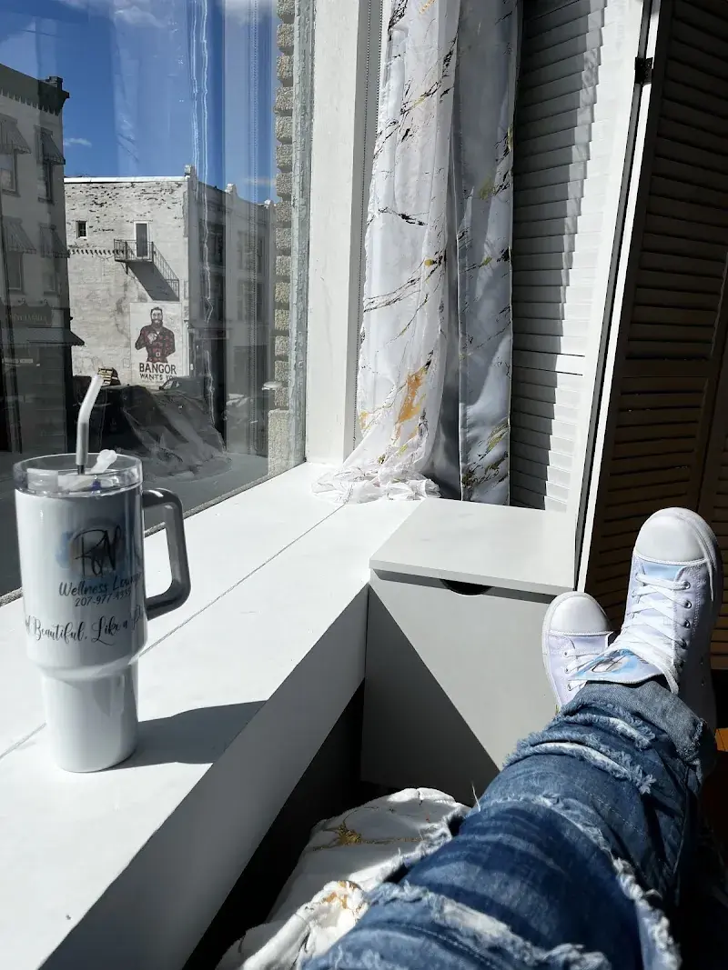 R&N Wellness Lounge in Bangor, ME